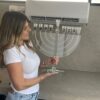⁦חנוכיית קריסטל ענקית - ״האור שלי״⁩ – תמונה ⁦2⁩
